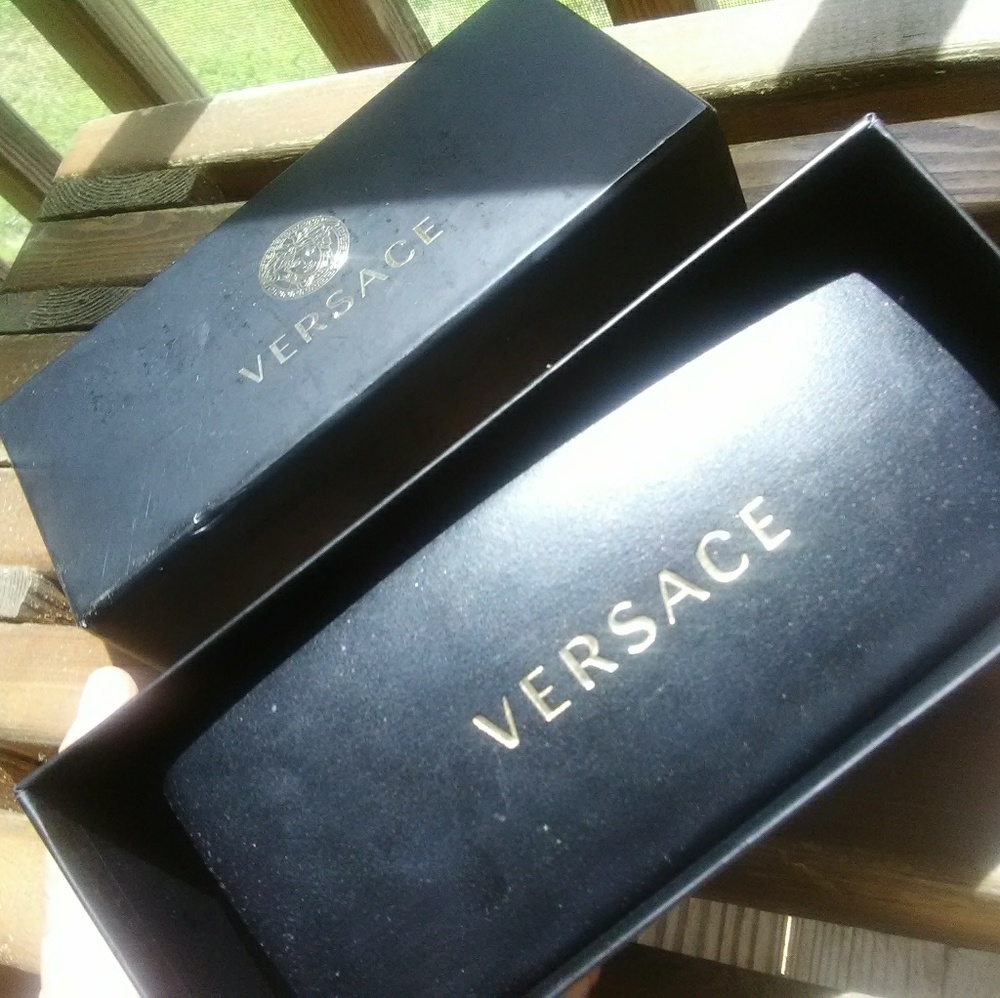 NIB VERSACE Glam Medusa Women's Sunglasses